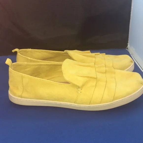 Toms Alpargata suede ruffle 10w shoes - Picture 3 of 7